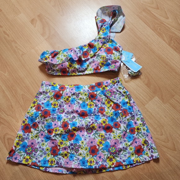 Draper James Other - NWT Draper James Floral Swim Set Ruffle 1-Shoulder Top Lined Skirt Size Small